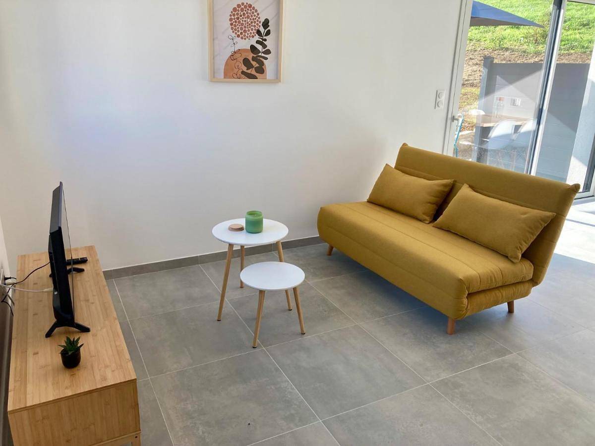 Appartement entier, Le gîte de la fontaine - le corbeau in Bréry, Jura