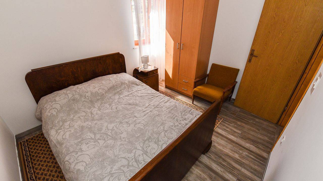 Ferienhaus für 5 Personen (90 m²) in Veli Iž in Zadar (Kommun), Iz