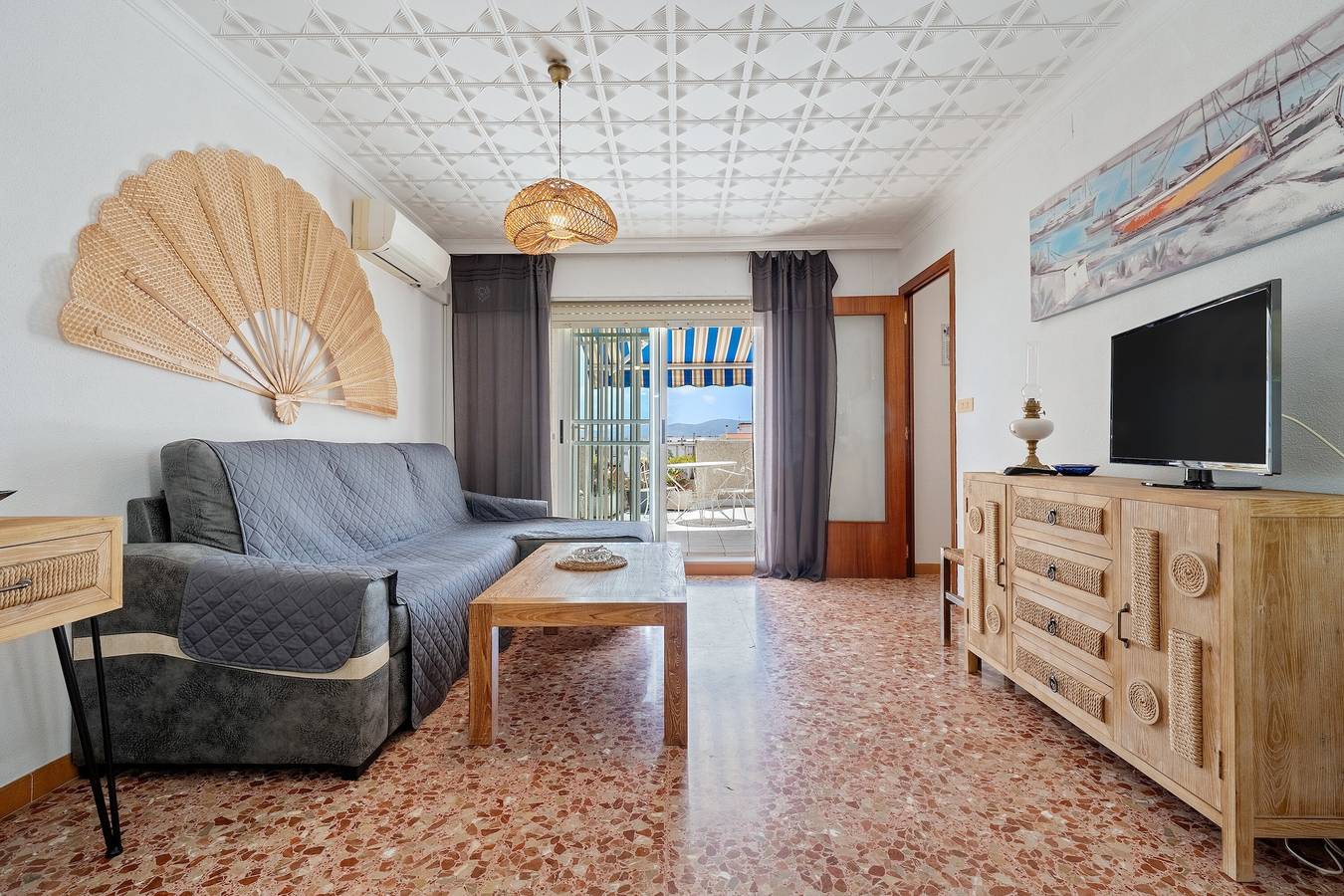 Appartement entier, Appartement de vacances "Ático Cesar Cataldo" près de la plage avec terrasse privée in Benicarló, Costa del Azahar