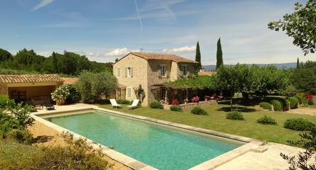 Gîte pour 10 personnes, avec jardin et terrasse à Saint-Pantaléon