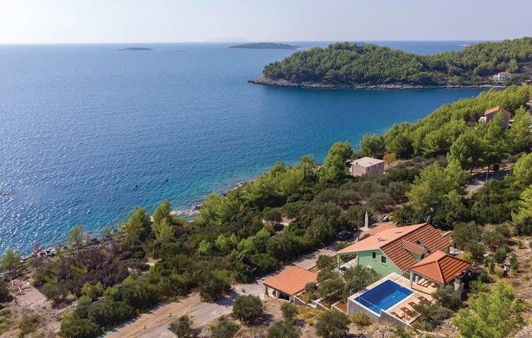 Ganze Wohnung, Apartman Mario with pool by Villas Guide in Blato, Korcula