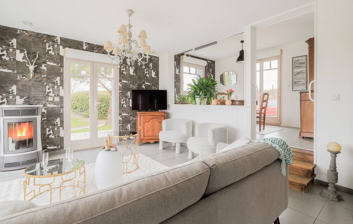 Appartement confortable avec WiFi, TV et parking à 1,5 km de Romeries in Romeries, Département Nord