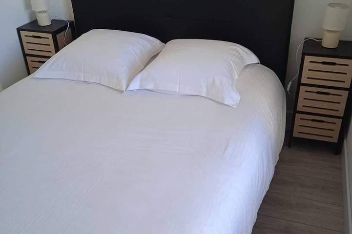 Gîte pour 2 personnes, avec jardin à Saint-Michel-en-l'Herm - 2