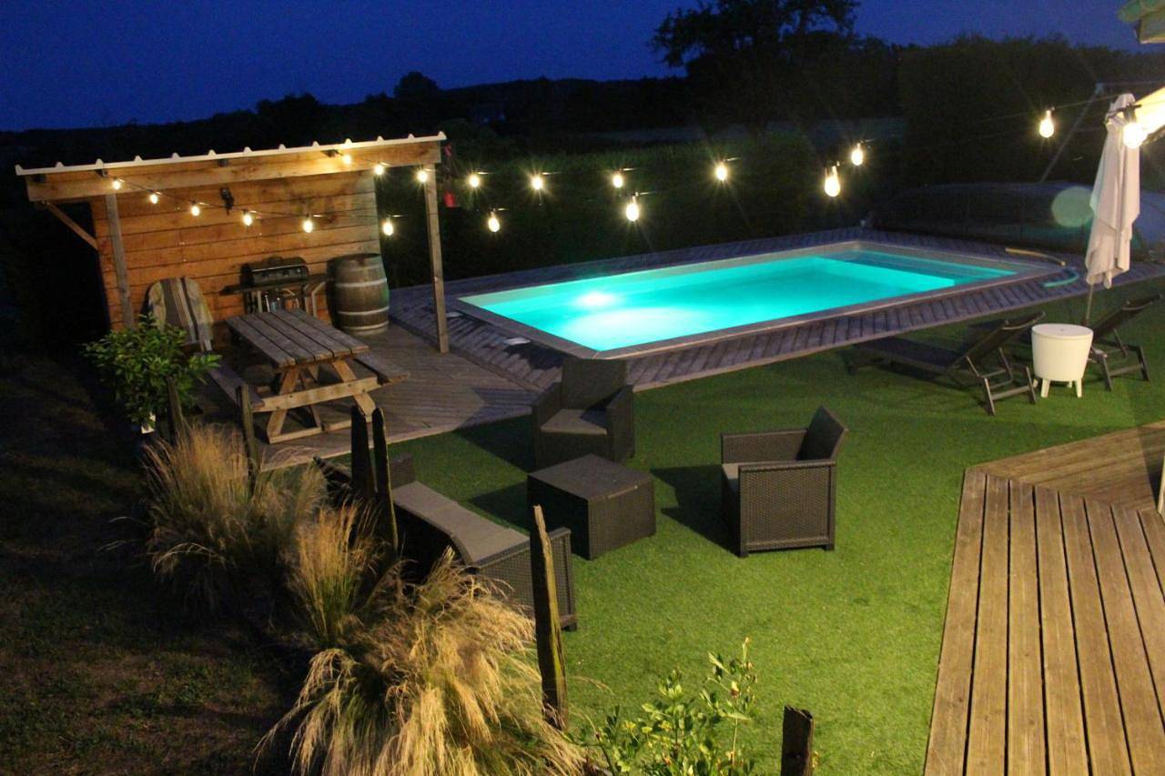 Appartement de vacances entier, Chambre Douceur Angevine in Lézigné, Région d'Angers