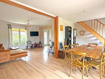 Gîte pour 6 personnes, avec terrasse à Chartrettes