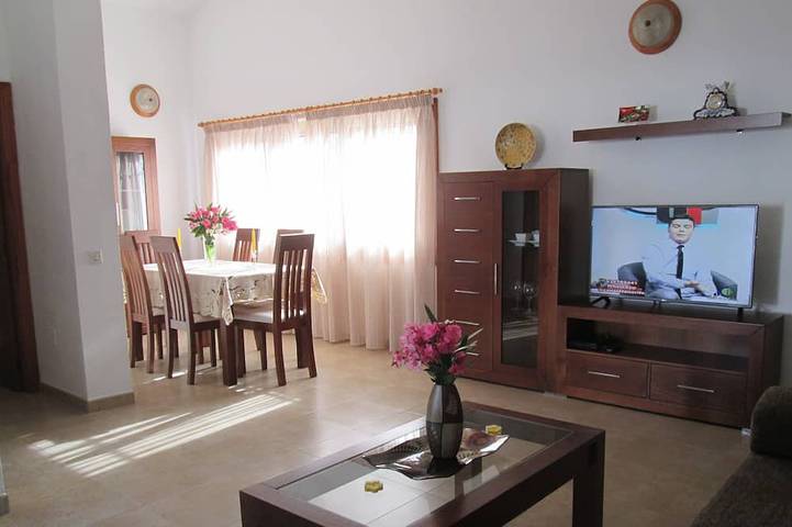 Apartamento entero, Apartamento la Palmera, maravilloso, tranquilo y muy cerca de la playa in Playa los Cancajos (Breña Baja), Breña Baja