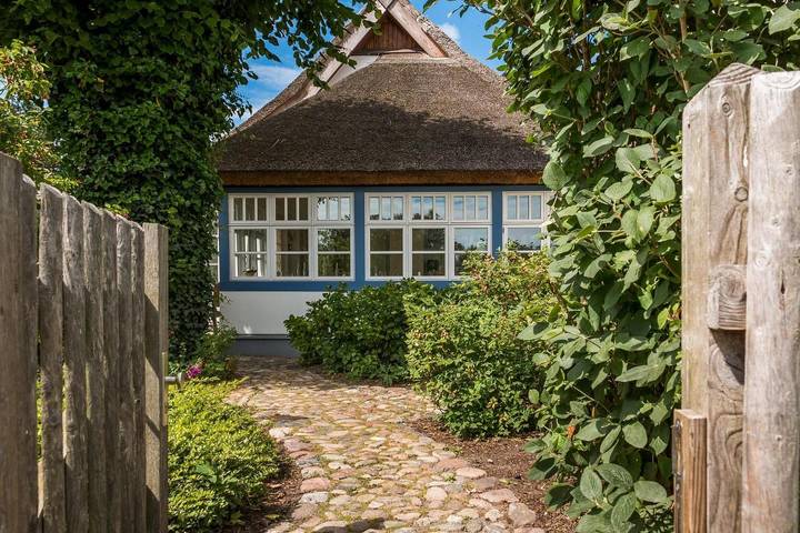 Ferienhaus für 4 Personen, mit Terrasse und Garten in Ahrenshoop
