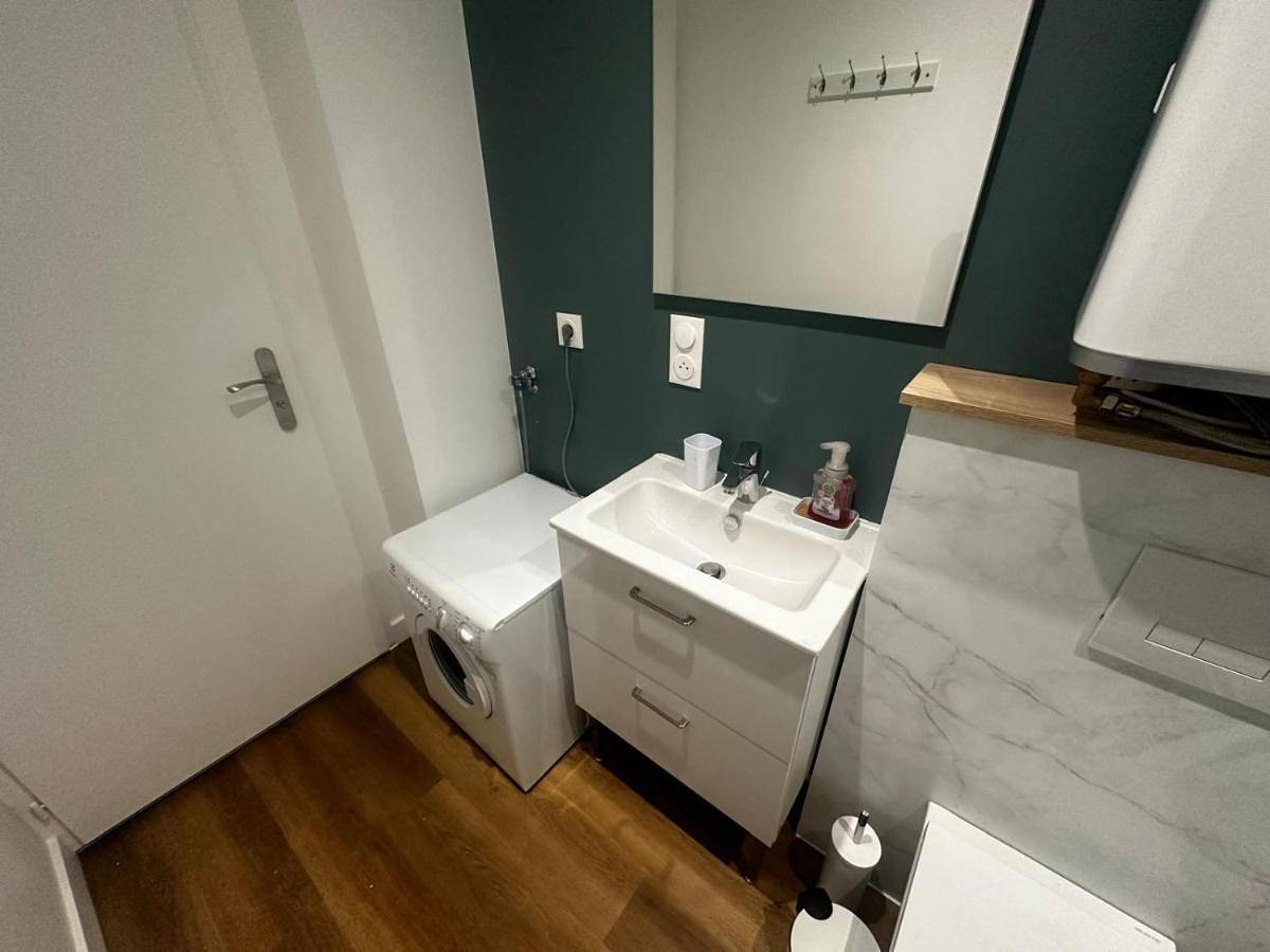 Appartement entier, One-Bedroom Apartment in Niort, Région de Niort
