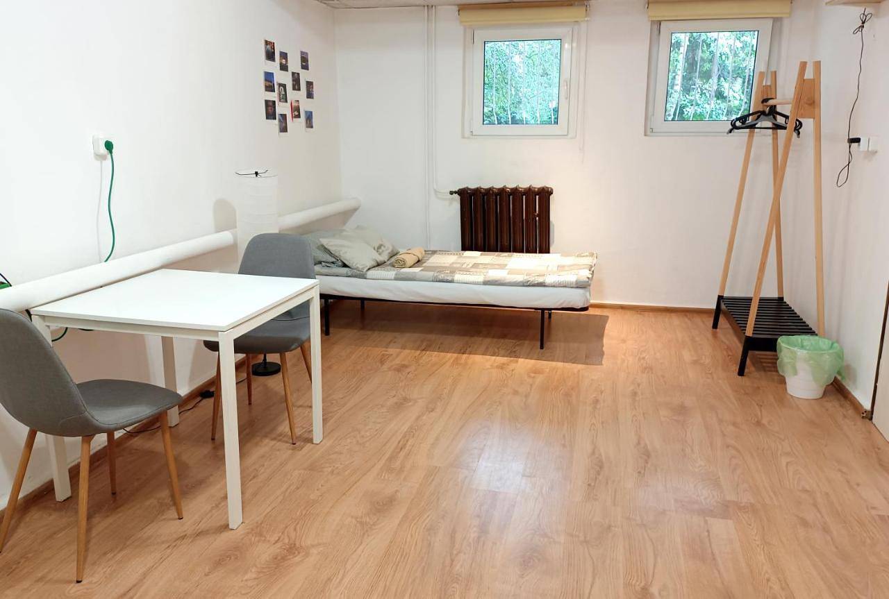Single Room with Shared Bathroom in Wrocław, Dolny Śląsk
