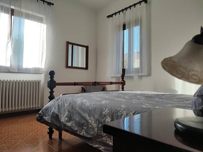 Location de vacances pour 4 personnes, avec jardin à Brovello-Carpugnino