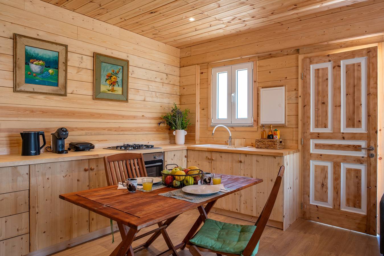 Ganze Wohnung, Apartment 'Marias House 2' mit Bergblick, Wlan und Klimaanlage in Korfu