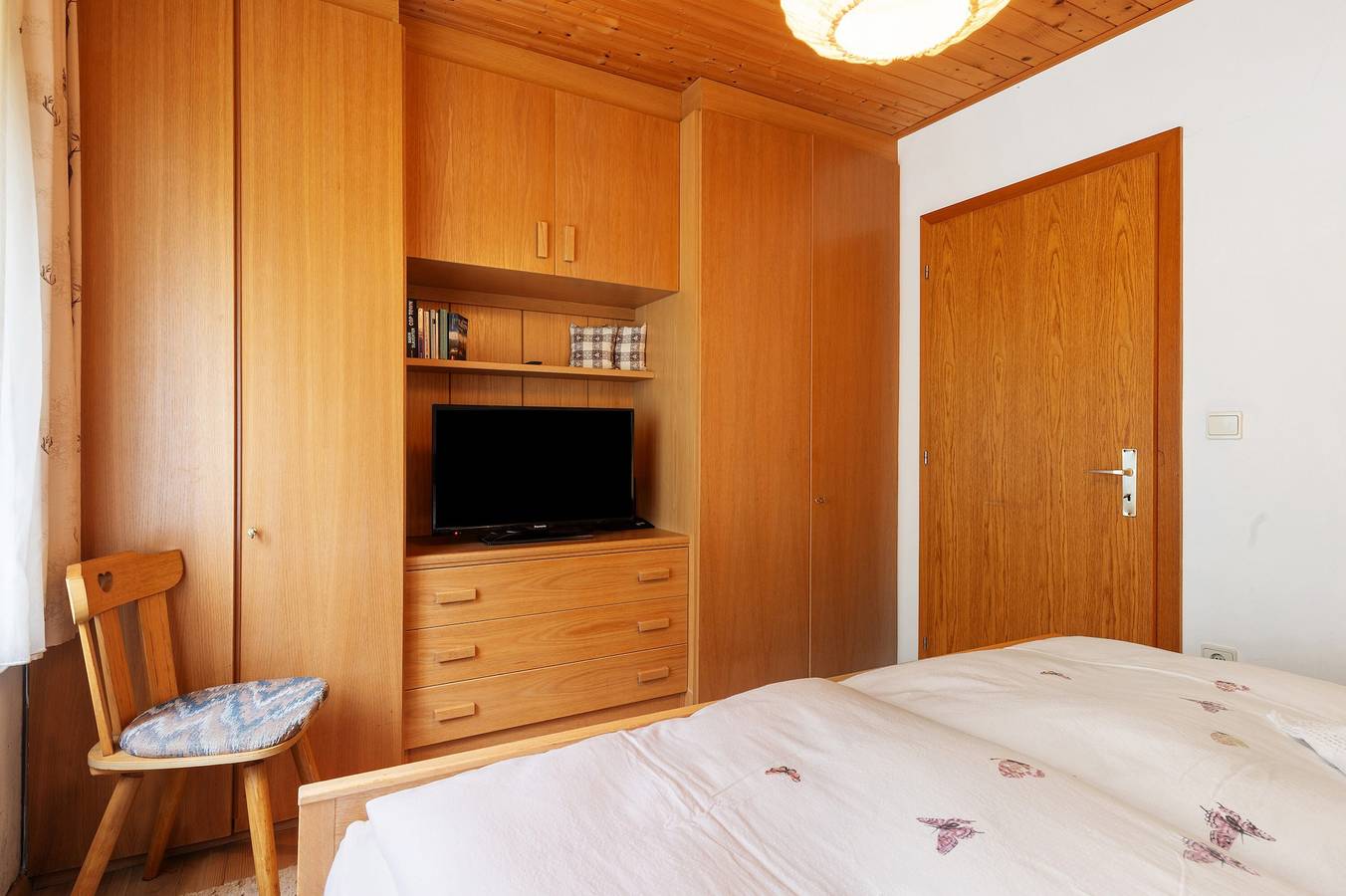 Entire apartment, Apartment 'Holunder' with Shared Terrace and Wi-Fi in Schnauders, Feldthurns