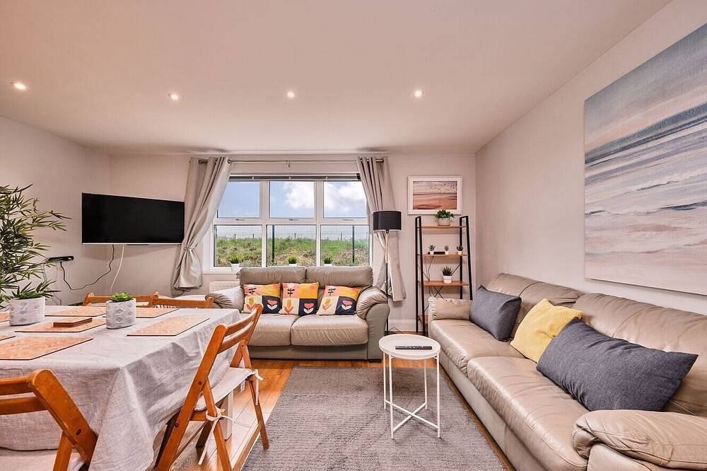 Apartment for 7 People in Portrush, County Antrim