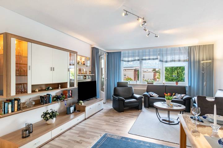 Ferienwohnung für 2 Personen, mit Balkon in Wilhelmshaven, Südliche Nordseeküste