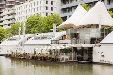 Hotel für 2 Personen, mit Terrasse und Ausblick in Rotterdam