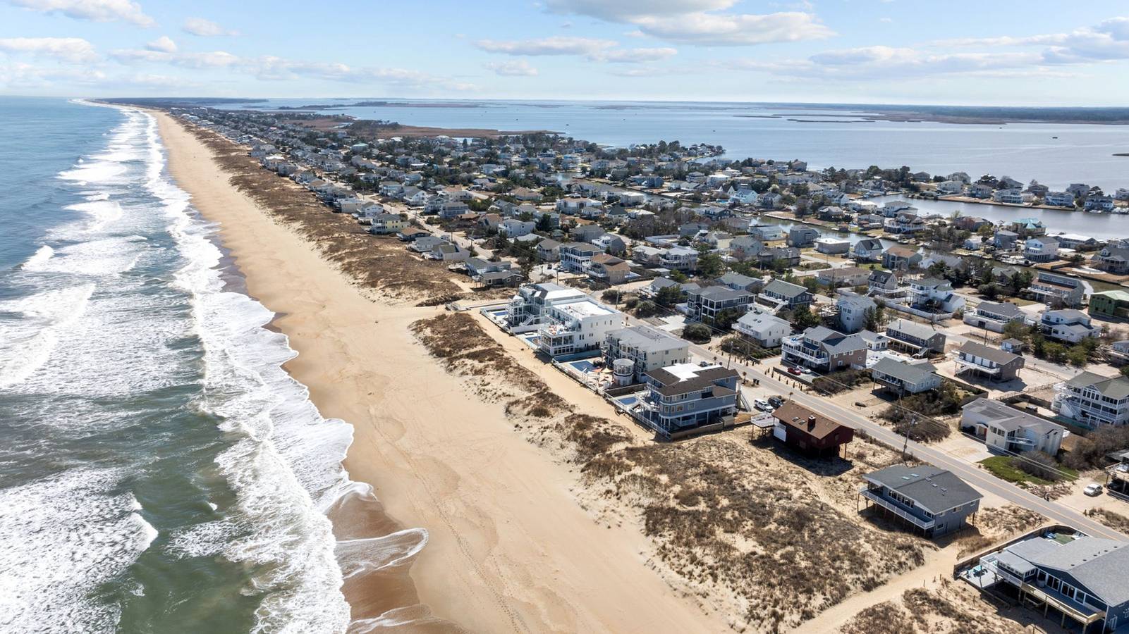 New! Sandbridge Beach, 5bd/3Bth, Boat, Surf, Swim in Sandbridge Beach, Sandbridge