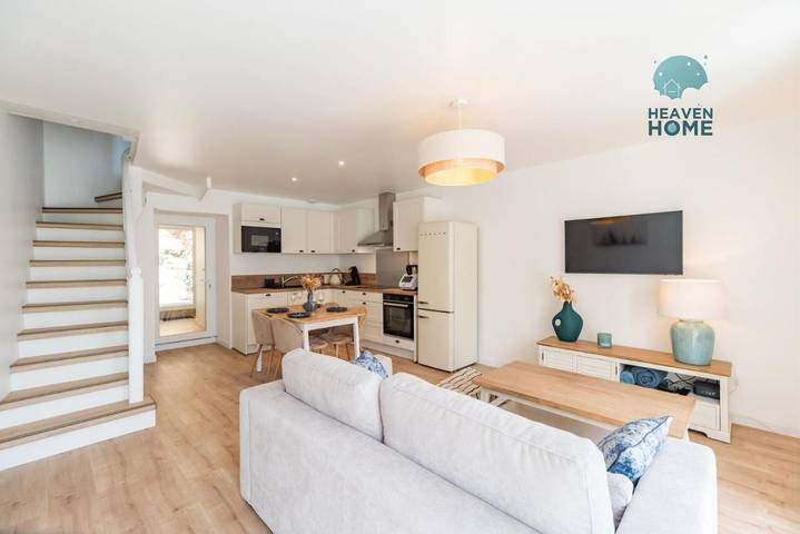 Gîte pour 4 personnes, avec terrasse et jardin dans Le Légué