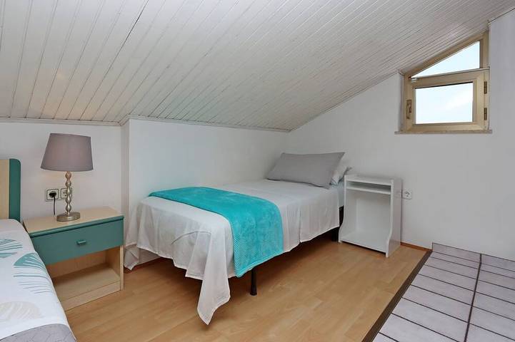 Ganze Wohnung, Studio Appartement mit Balkon und Meerblick Crikvenica in Crni molo, Crikvenica