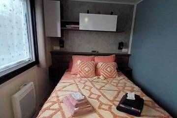 Camping pour 6 Personnes dans Litteau, Région de Bayeux, Photo 1