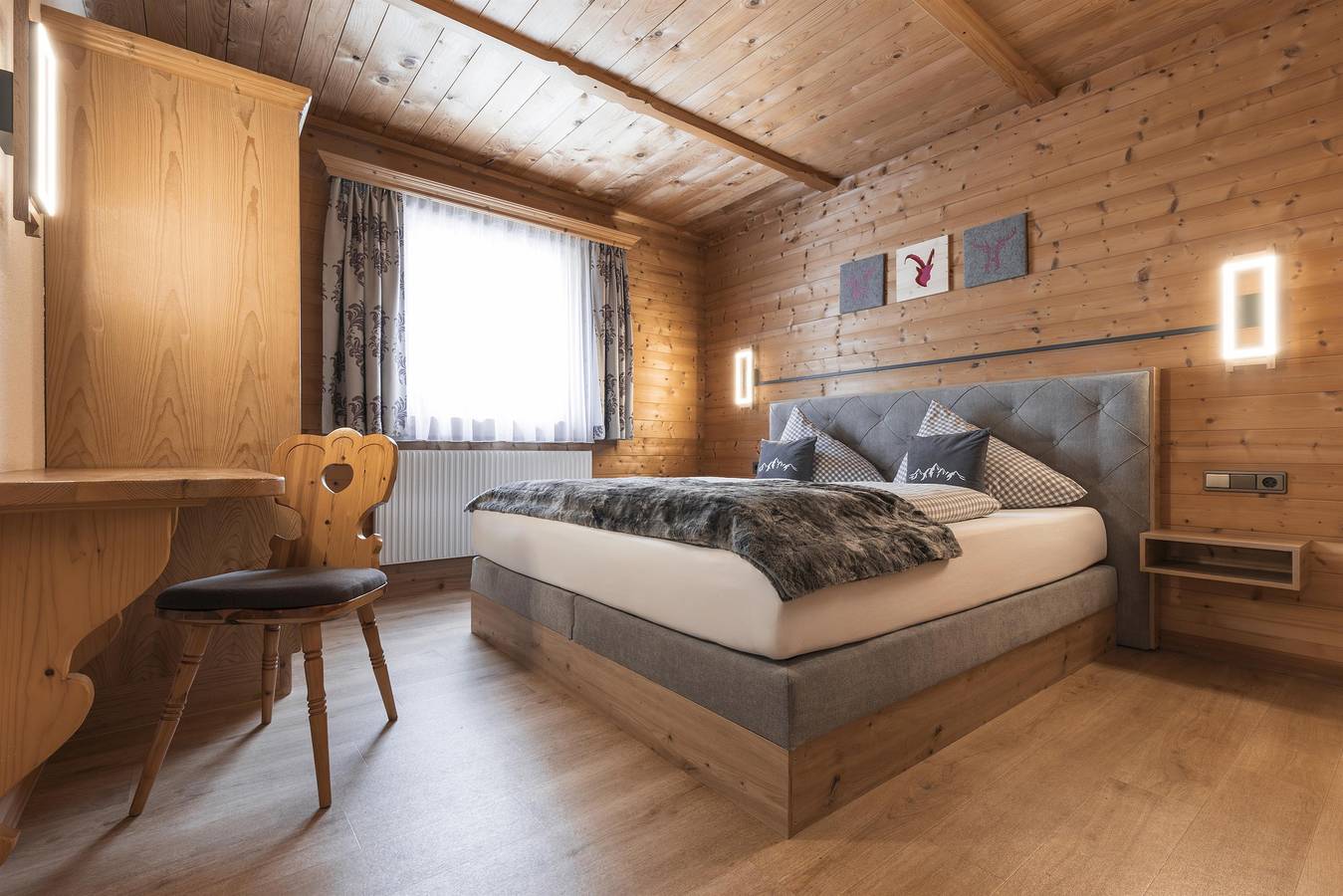 Ganze Ferienwohnung, Doppelzimmer mit Dusche, Wc in Mathon, Verwall