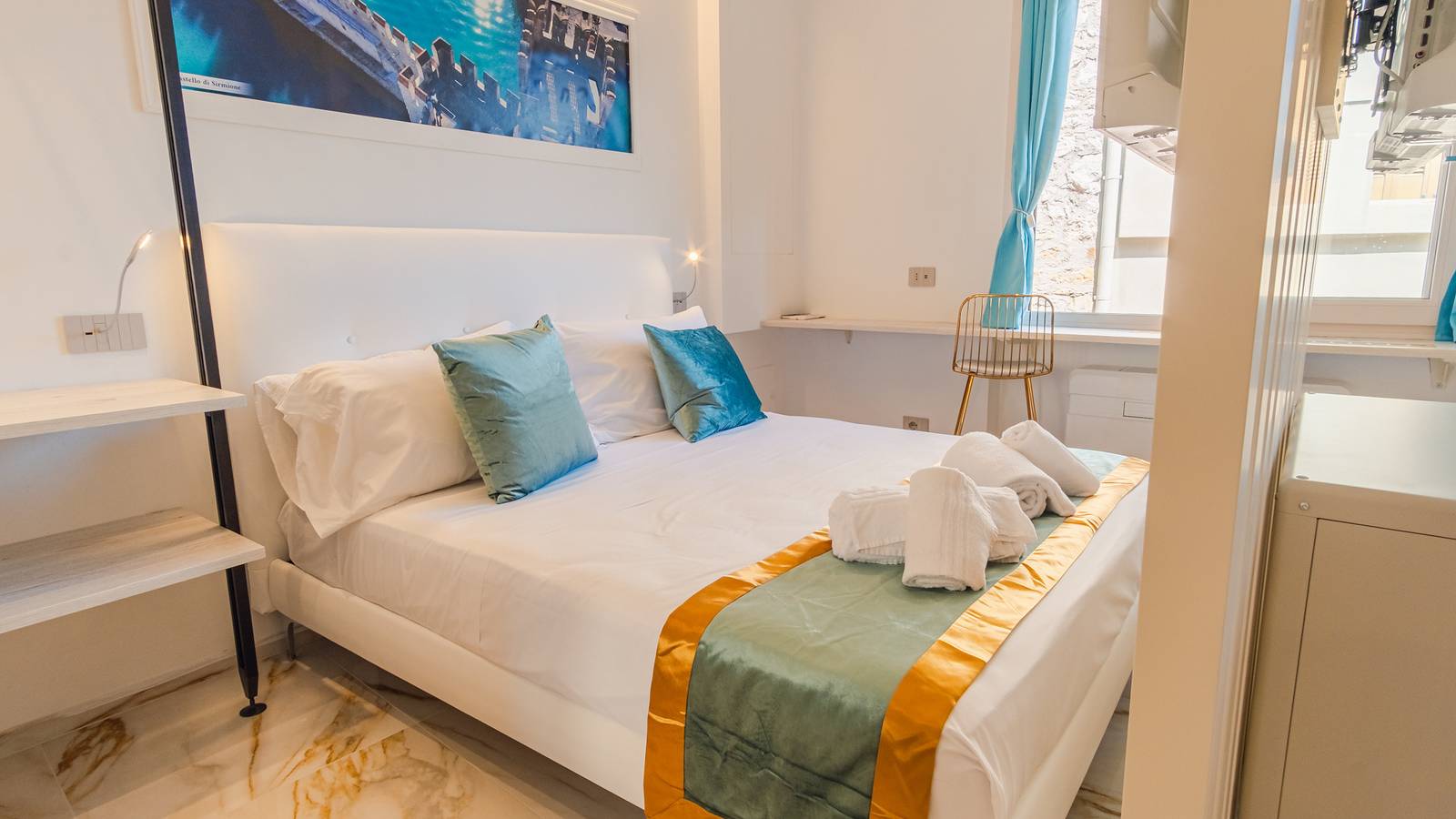 Appartamento intero, Appartamento vacanze per 3 persone con vista lago in Sirmione, Prealpi Gardesane
