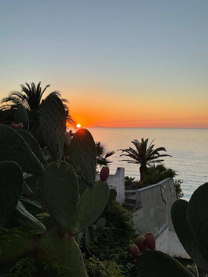 Villa Tina Tropea Costa dei Monaci Parghelia, sabbia fine e bianca e mare cristallino in Parghelia, Provincia di Vibo Valentia