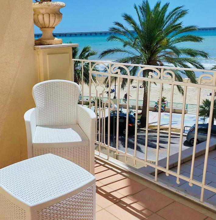 Ferienwohnung für 6 Personen, mit Terrasse und Ausblick in Manfredonia - 2