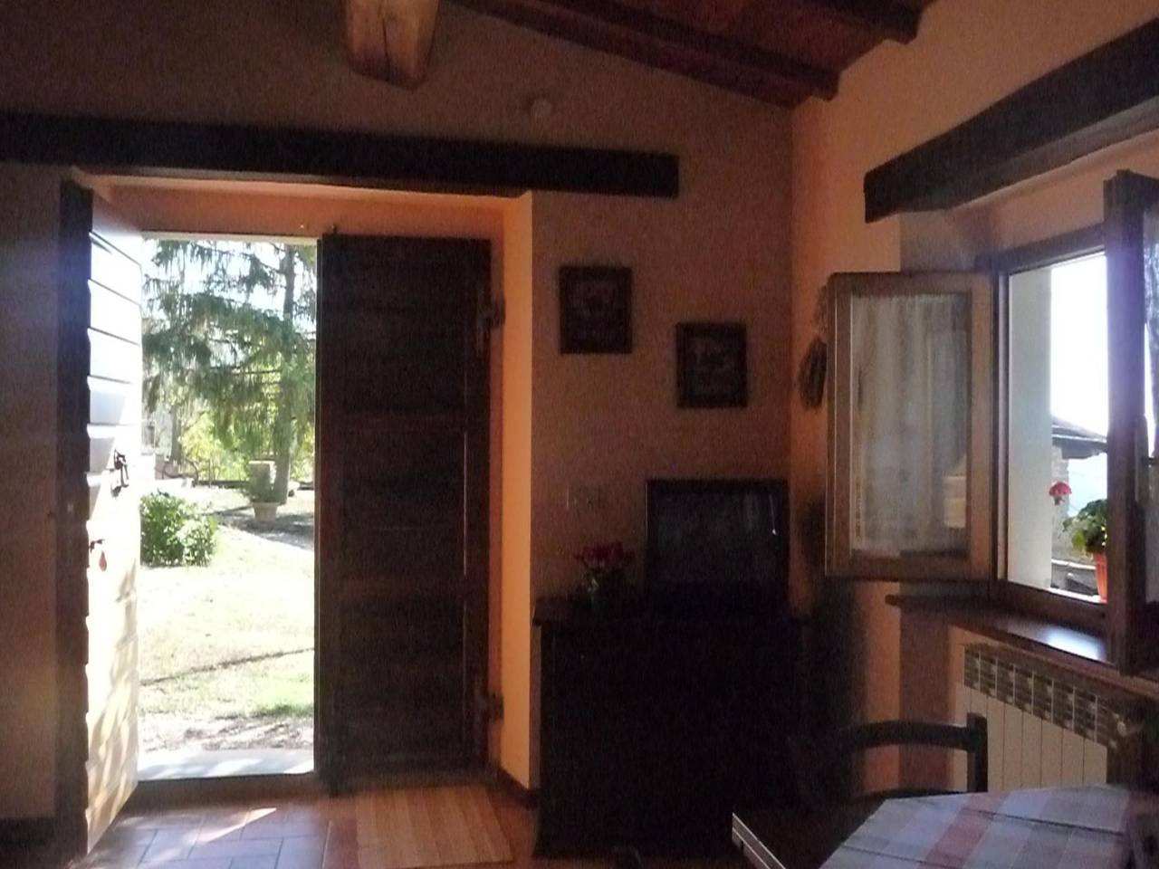 Magnolienhaus mit Pool zwischen Florenz und Arez in Pratovecchio, Pratovecchio Stia