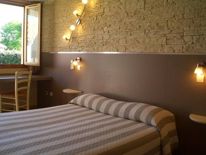 Hôtel pour 2 personnes, avec piscine dans Lac d'Hourtin Carcans - 2