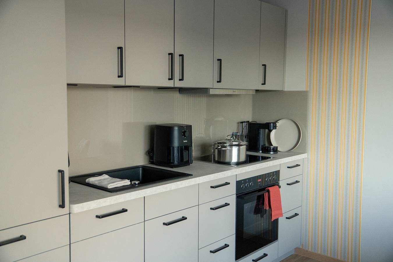Ganze Wohnung, Neubau-Apartment Goldsand in Dangast mit privater Terrasse und Schreibtisch in direkter Strandnähe in Dangast Strand, Varel
