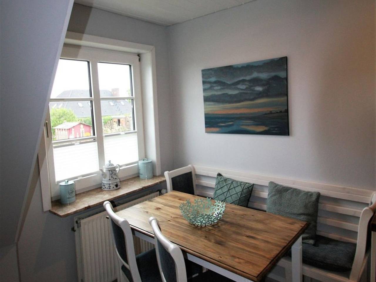 Ganze Ferienwohnung, Nis Puk - Fw Oland - Platz für bis zu 5 Personen, Wlan & 500 m bis Strand in Nordfriesische Inseln (Schleswig-Holstein), Utersum