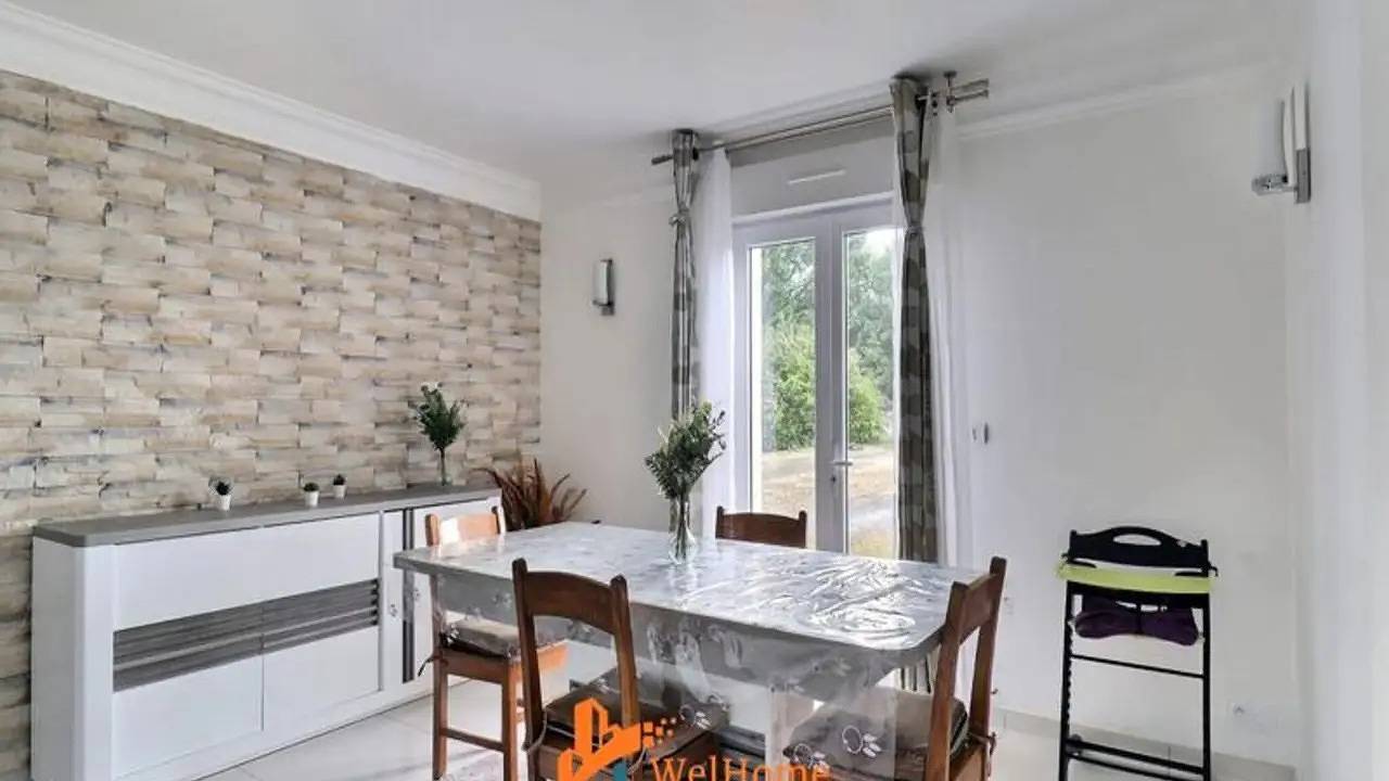 Entire holiday apartment, Ferienwohnung für 8 Personen (140 m²) in La Riche in La Riche, Tours region