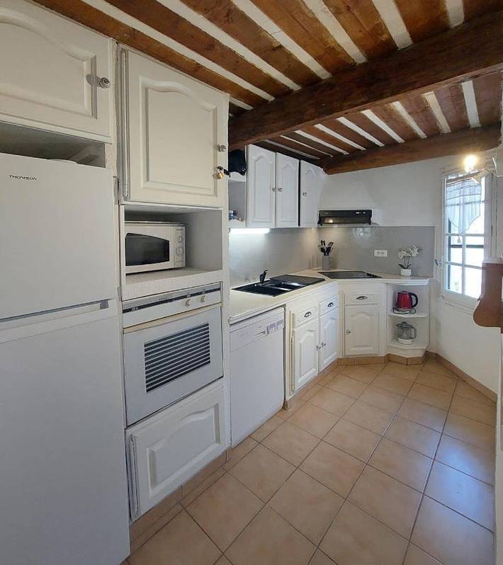 Gîte pour 5 personnes, avec vue ainsi que jardin et piscine, animaux acceptés dans Colorado provençal - 2