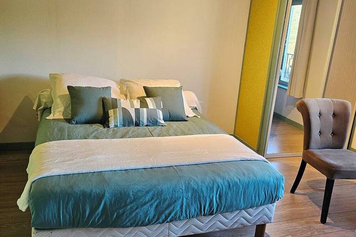 Accommodation A Ritonda (room+bath+kitchen), quiet with mountain view in Sollacaro, Arrondissement de Sartène