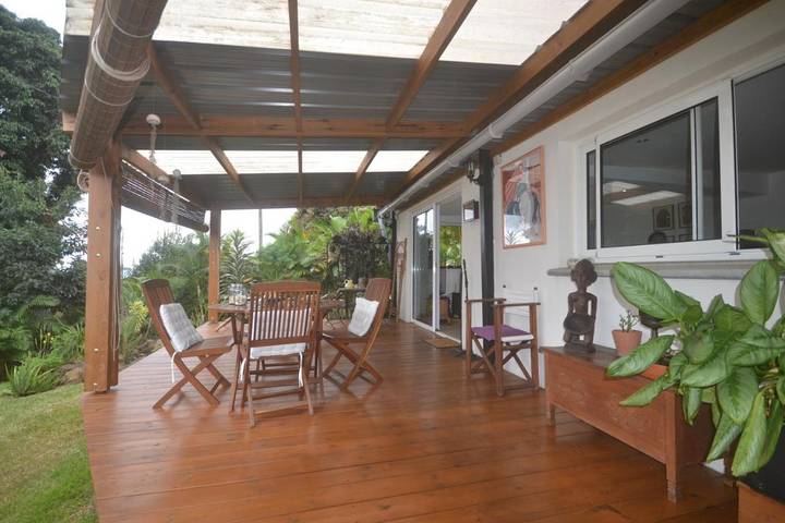 Gîte pour 2 personnes, avec terrasse dans Le Bernica