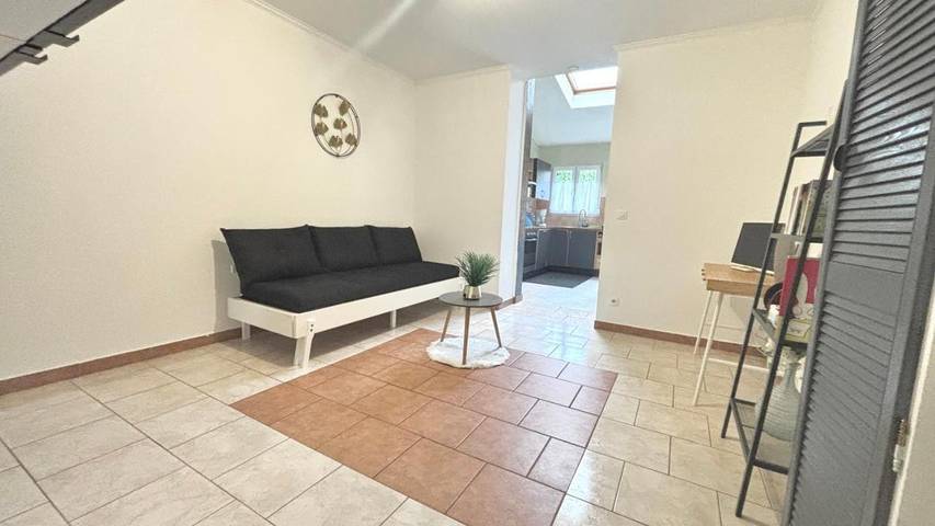 Gîte pour 4 personnes, avec terrasse à Longwy - 3