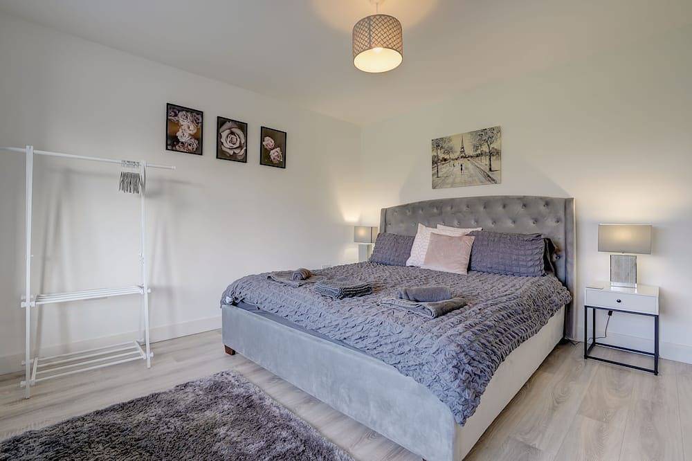 Entire apartment, Detached Bungalow Near Beach & Dog Friendly in Great Yarmouth, The Broads