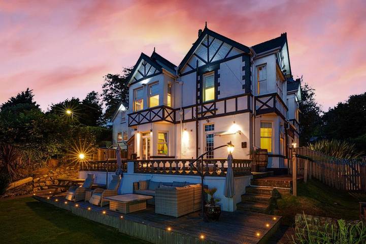 Alojamiento y desayuno para 2 personas, con vistas además de sauna y jardín - 1