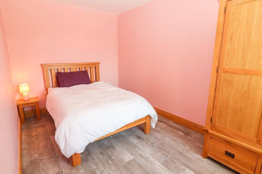 Lack Cottage, family friendly, with open fire in Camp, County Kerry in Dingle Halbinsel