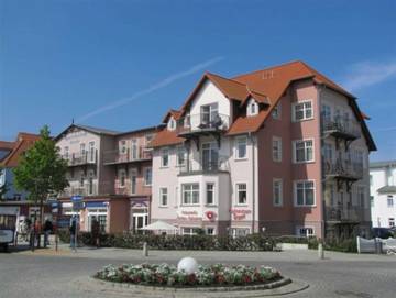 Ferienwohnung für 2 Personen, mit Balkon und Seeblick, kinderfreundlich in Kühlungsborn