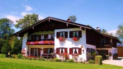 Gîte pour 2 personnes, avec balcon et jardin, adapté aux familles au Tegernsee