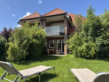 Ferienwohnung für 4 Personen, mit Terrasse und Garten in Fedderwardersiel