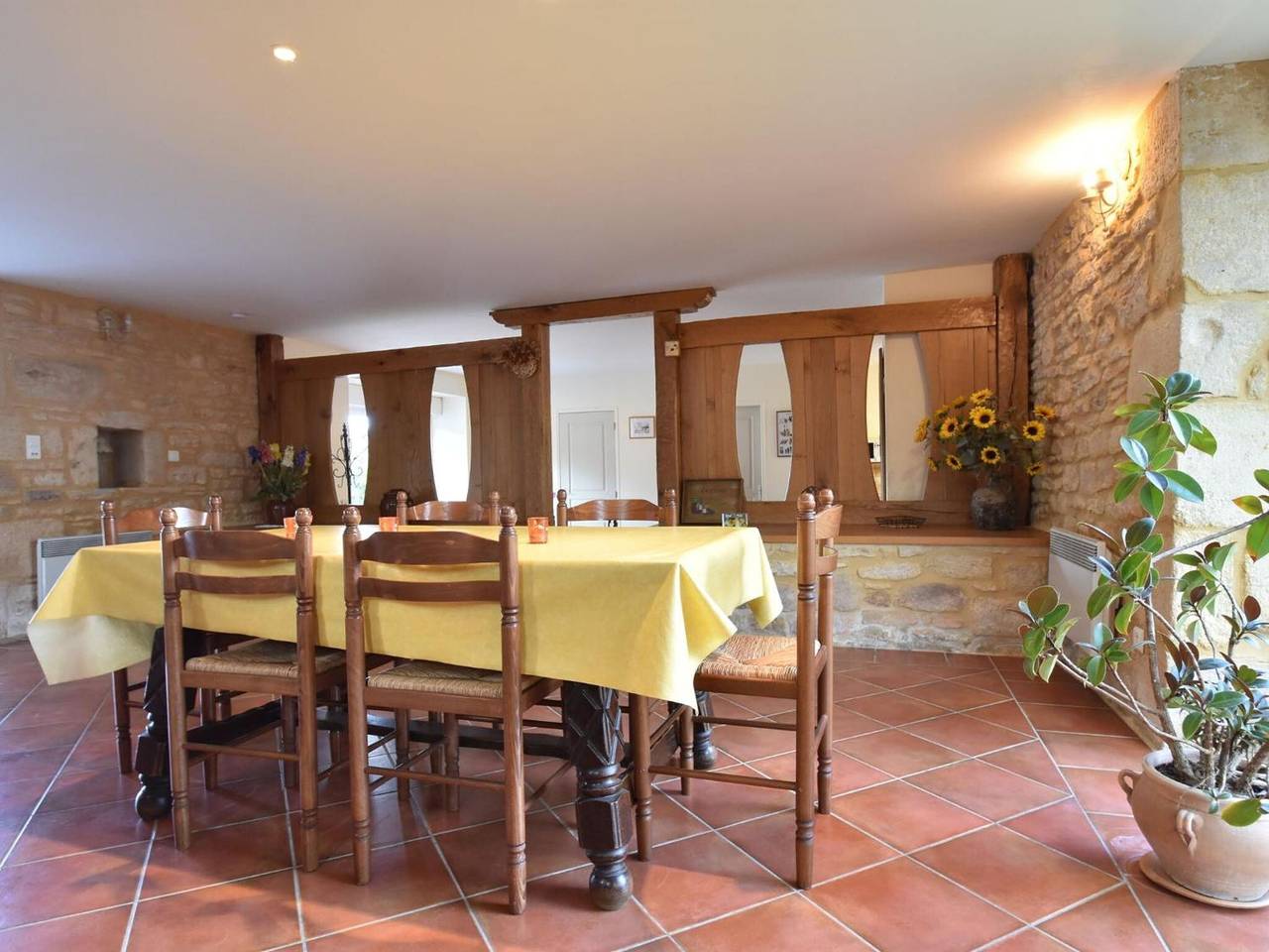 Casa de vacaciones "Le Tilleul" con piscina privada in Besse, Périgord Noir