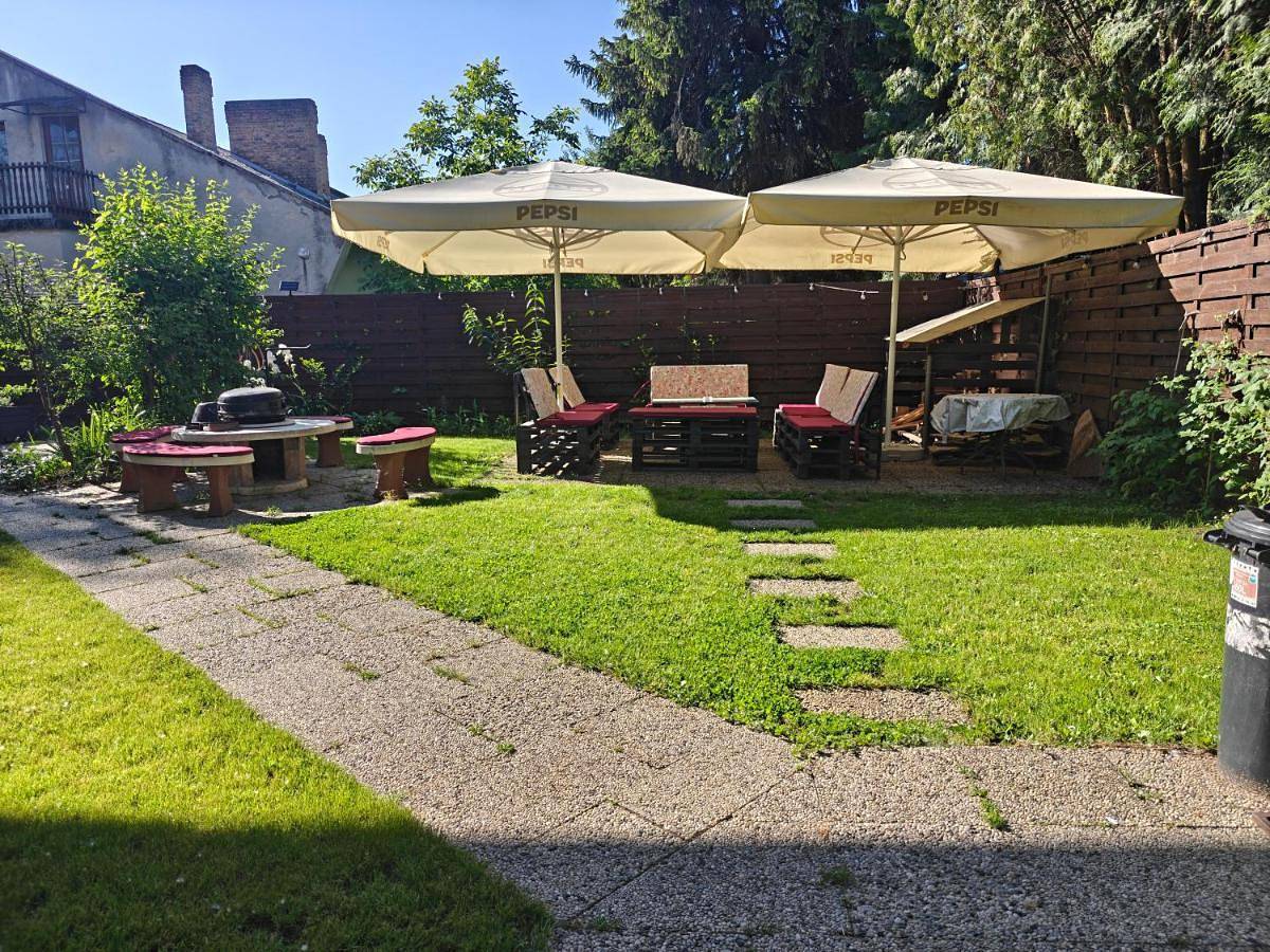 Villa Itália Guest House in Siófok, Balaton Region