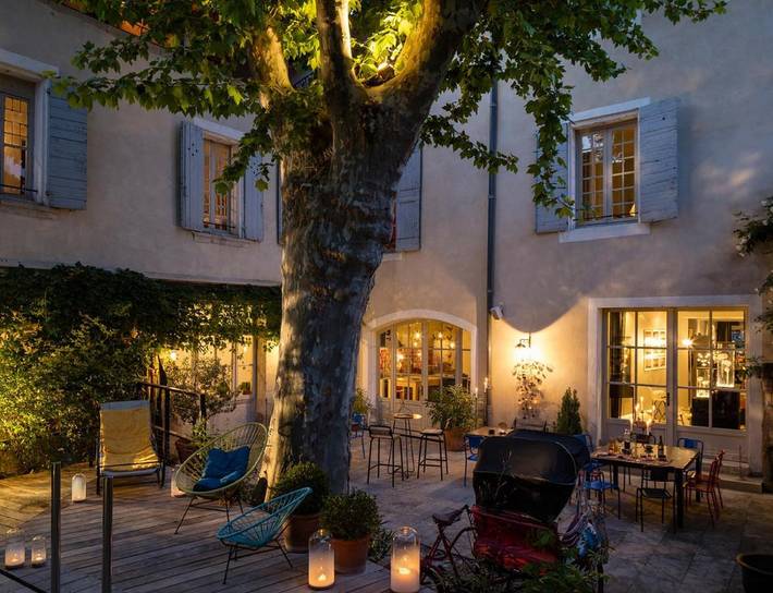 Hôtel pour 2 personnes, avec Terrasse et Jardin ainsi que Piscine et Vue