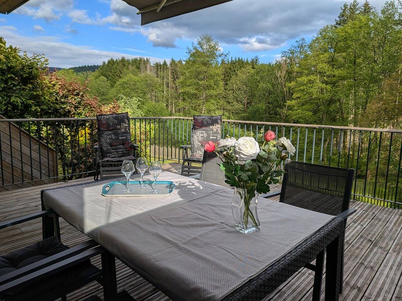 Gemütliches Ferienhaus mit Terrasse, Nähe Saint-Dié und Skipisten in Le Saulcy, Sankt Didel