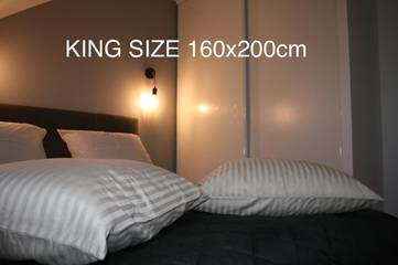 Gîte pour 4 personnes, avec piscine ainsi que jardin et sauna à Levernois
