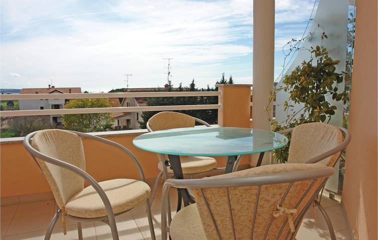 Ferienwohnung für 4 Personen, mit Terrasse in Novigrad - 3