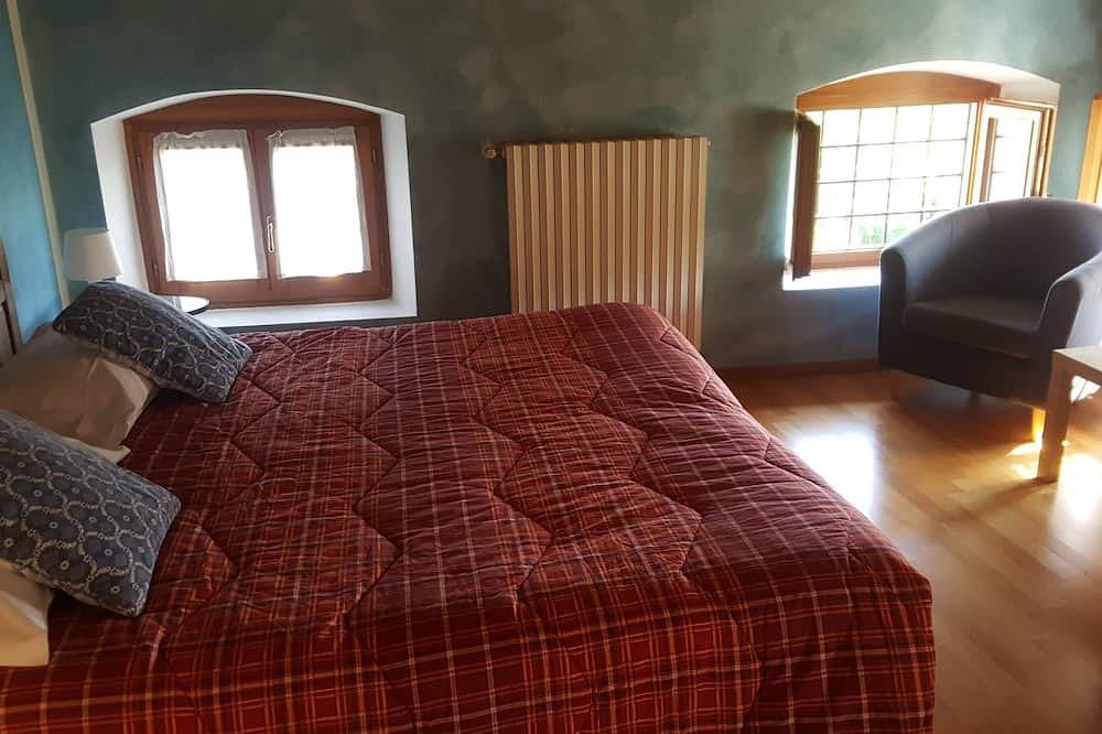 Ganze Wohnung, Gästehaus Poggio Caiar in Caprino Veronese, Gardasee-Berge