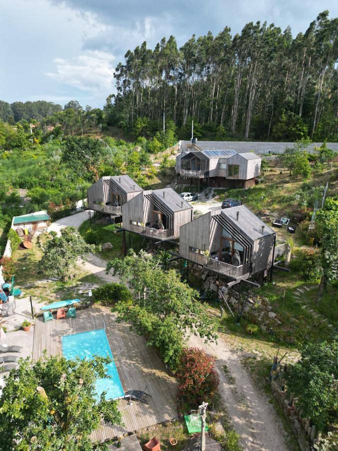 Camping para 5 personas, con Balcón y Terraza además de Jacuzzi y Jardín en Rias Baixas